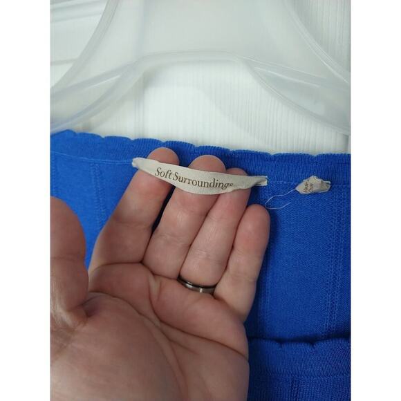 Soft Surroundings Woman L Sweater Blue Pullover Button Sleeve Scalloped Trim... - Picture 3 of 10